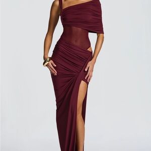 Chic One-Shoulder Burgundy Skirt Set